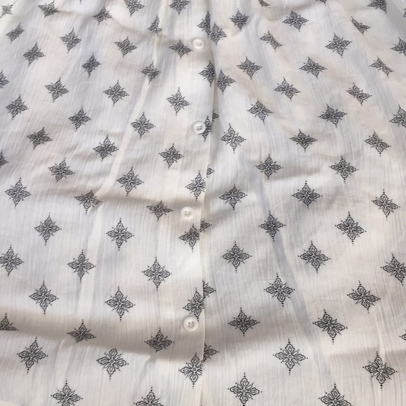 Top - Picture 3 of 4